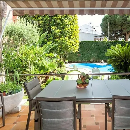 Paquita Villa Calella