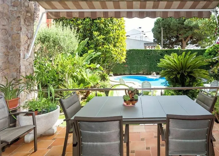 Paquita Villa Calella